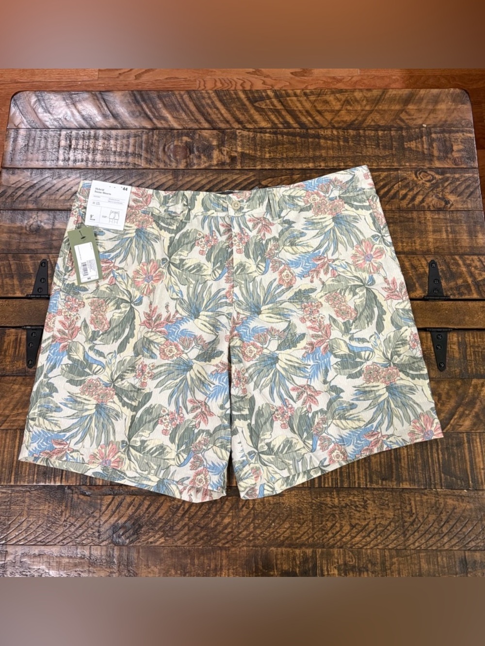 Goodfellow & Co Cream Floral Print Swim Hybrid Shorts